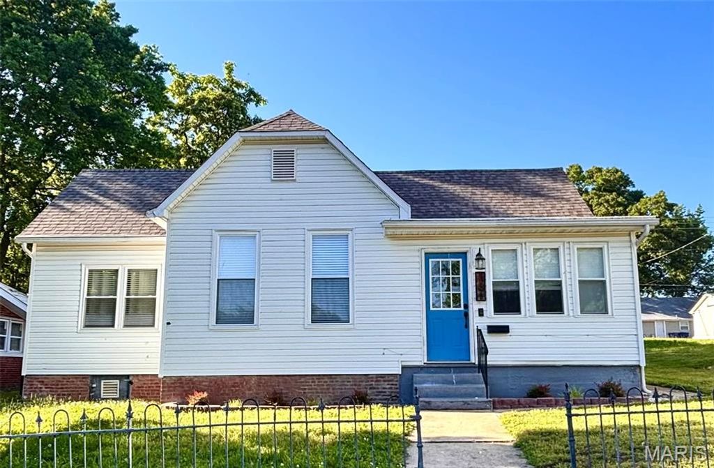 Photo of 131 Frisco Street, Festus, MO 63028 (MLS # 26029483)