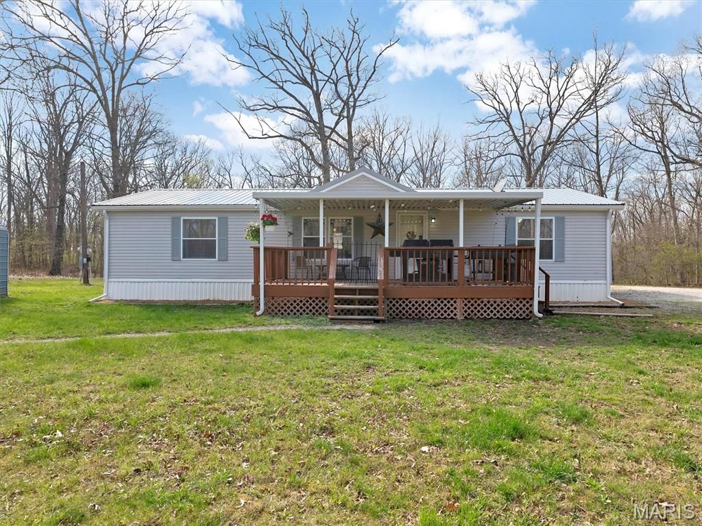 Photo of 177 Pinnacle Lake Road, New Florence, MO 63363 (MLS # 26020660)