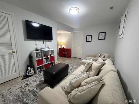 Tiny photo for 5510 Bourbeuse Common #3, Weldon Spring, MO 63304 (MLS # 26018344)