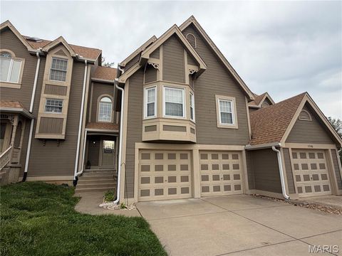 Photo of 5510 Bourbeuse Common #3, Weldon Spring, MO 63304 (MLS # 26018344)