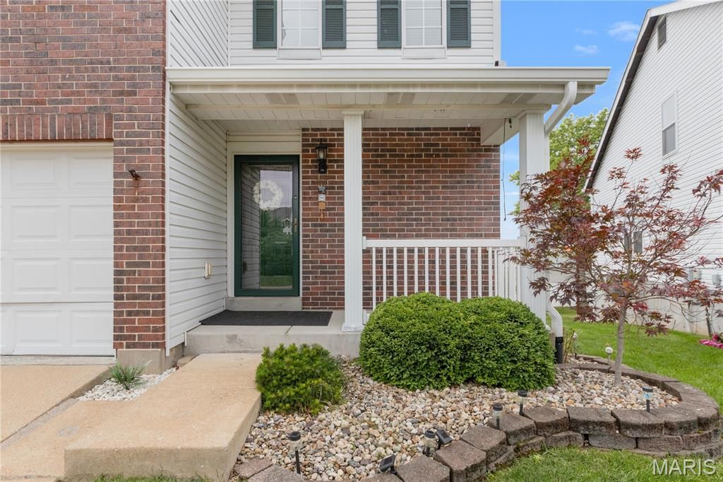 Photo of 10353 Tiffany Village Circle Drive #D, St Louis, MO 63123 (MLS # 26028578)