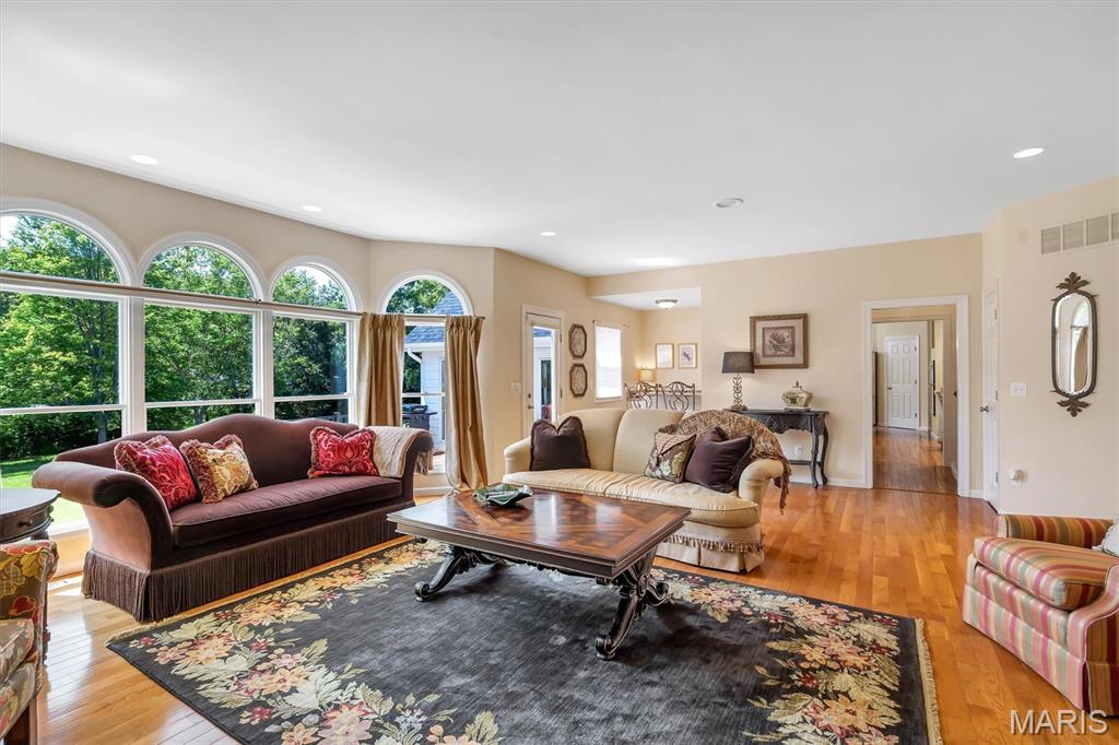 Pine Creek - Residential