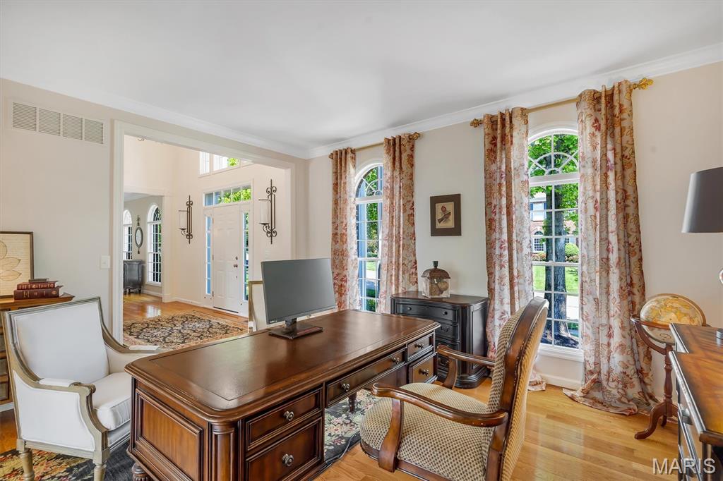 Pine Creek - Residential