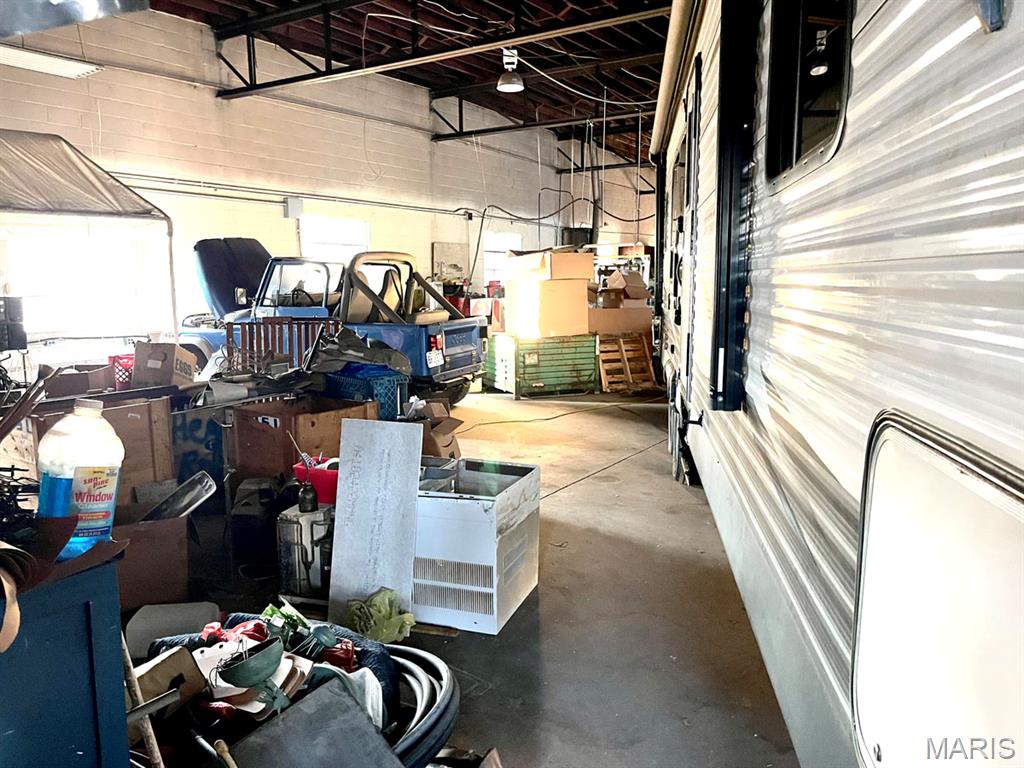 n/a - Commercial Sale