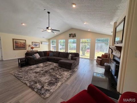 Tiny photo for 2810 East Old Oak Road, Poplar Bluff, MO 63901 (MLS # 26030964)