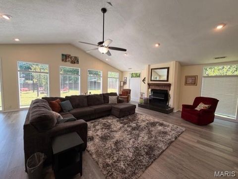 Tiny photo for 2810 East Old Oak Road, Poplar Bluff, MO 63901 (MLS # 26030964)