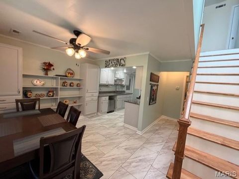 Tiny photo for 2810 East Old Oak Road, Poplar Bluff, MO 63901 (MLS # 26030964)