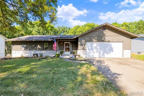 Photo of 416 Morningside Drive, St Peters, MO 63376 (MLS # 26059582)