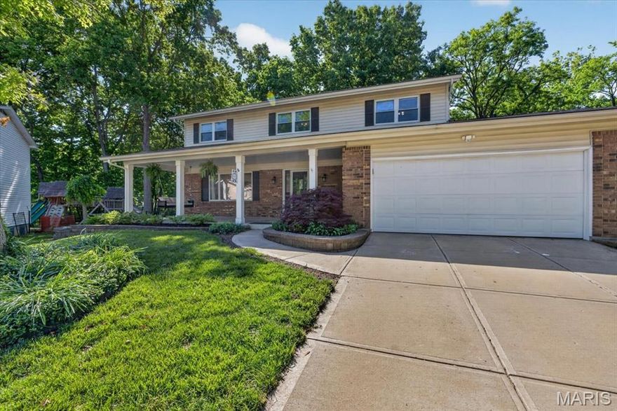 Welcome to 52 Smoke Tree Court, a beautifully maintained traditional 4-bedroom, 3-bathroom home nestled on a quiet cul-de-sac in the highly sought-after Brookwood subdivision. This spacious 2,380-square-foot residence offers the perfect blend of comfort and style, making it an ideal choice for your next chapter. Enjoy the best of Fenton living with easy access to a vibrant array of local shopping and dining options just minutes away.   Top-Tier Education: Located within the prestigious, AAA-rated Rockwood R-VI School District. Spacious Living: The main floor features elegant hardwood flooring throughout the living room, dining room, and great room, which also boasts a cozy fireplace.   Modern Kitchen: The heart of the home includes custom cabinetry, granite countertops, a center island, and high-quality ceramic tile flooring.   Comfortable Bedrooms:  4 bedrooms are situated on the upper level. Outdoor Living: Relax on the charming covered front porch or enjoy the private backyard space.   Room to Grow: The full basement features an 8-foot pour, providing ample storage or the potential for future finished living space.