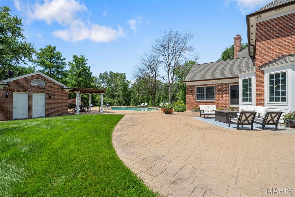 Barrington Place 2 - Residential