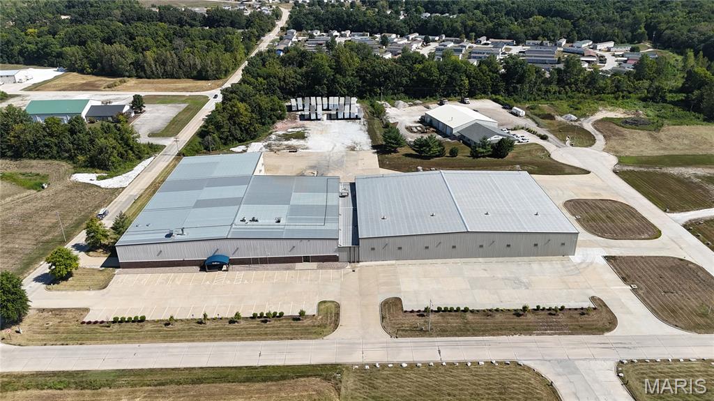 1011 Industrial Court