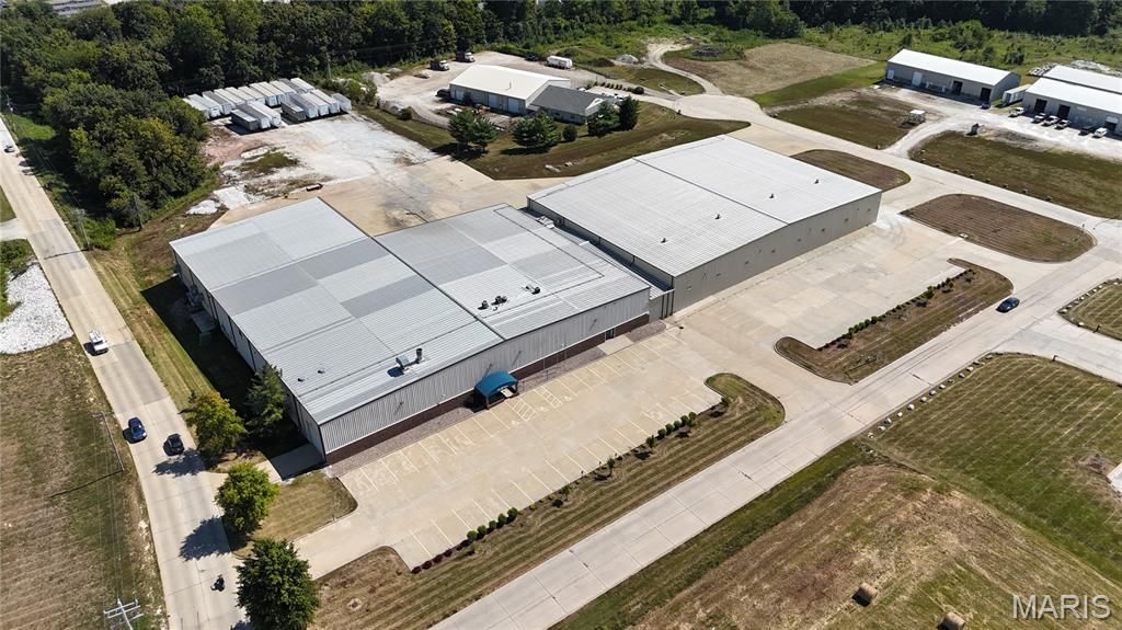 1011 Industrial Court