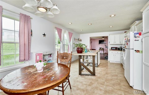 Tiny photo for 400 Julie Court, Elsberry, MO 63343 (MLS # 26034717)