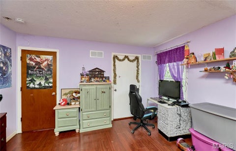 Tiny photo for 400 Julie Court, Elsberry, MO 63343 (MLS # 26034717)