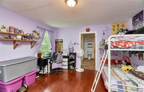 Tiny photo for 400 Julie Court, Elsberry, MO 63343 (MLS # 26034717)
