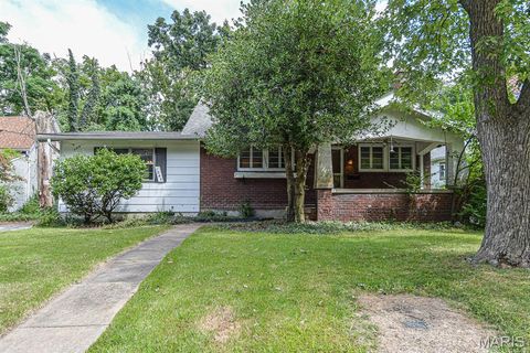 1045 Tuxedo Boulevard Webster Groves MO 63119
