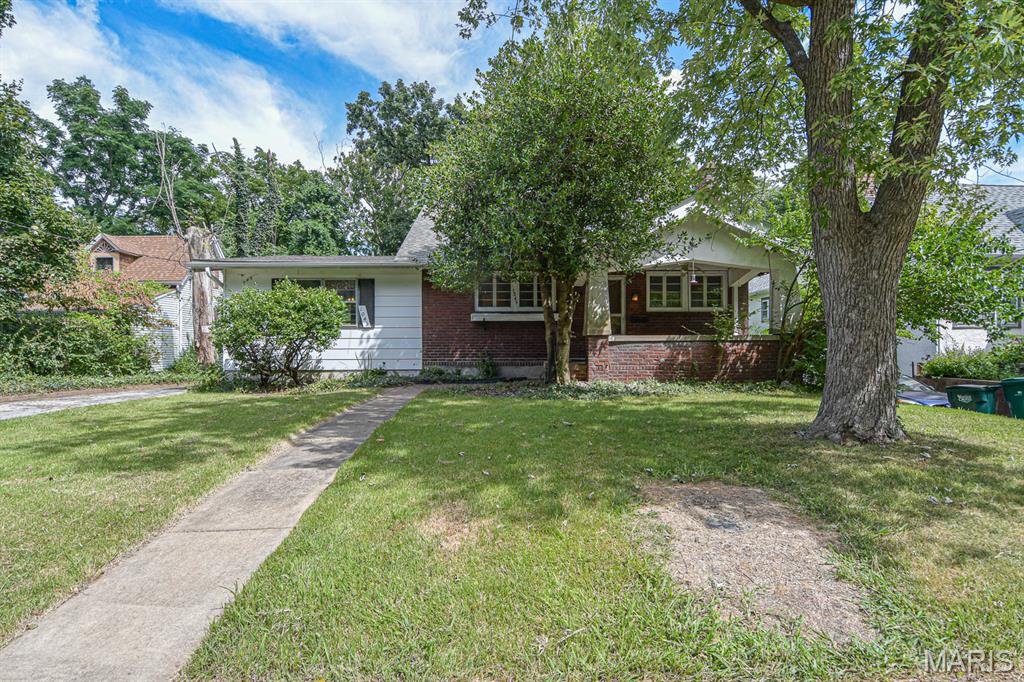 1045 Tuxedo Boulevard