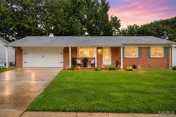 4131 LOCKPORT DR, BRIDGETON, MO 63044 - Image ea9e182a26f83ecee2b6c3ff5580571a/674018784