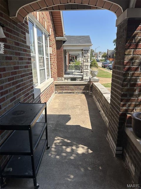Tiny photo for 5701 Gresham Avenue, St Louis, MO 63109 (MLS # 26061570)