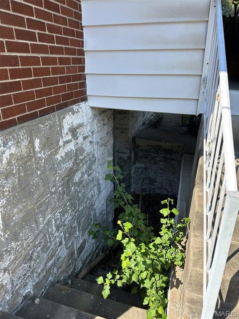 Tiny photo for 5701 Gresham Avenue, St Louis, MO 63109 (MLS # 26061570)