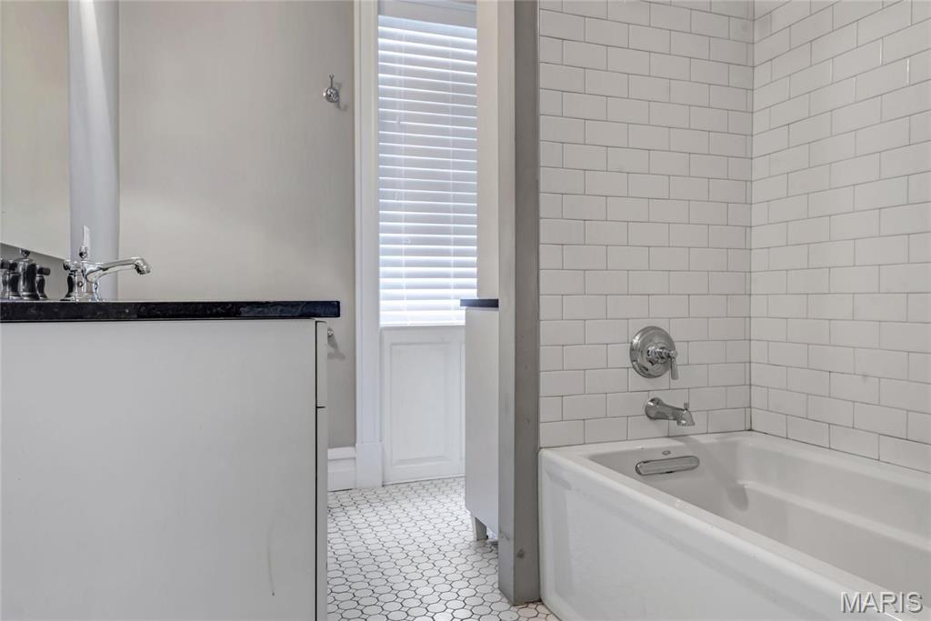 Gibson Heights Add - Residential Income