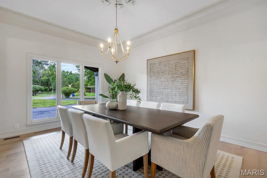 15 Meadowbrook Country Club Estate