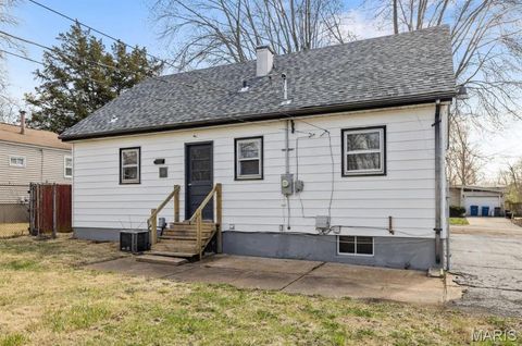 Tiny photo for 1209 Cove Lane, St Louis, MO 63138 (MLS # 25070770)