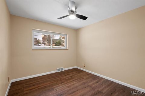 Tiny photo for 1572 N Woodlawn Avenue, St Louis, MO 63122 (MLS # 25076845)