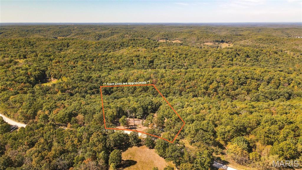 Photo of 1785 Tranquil Woods RD, Camdenton, MO 65020 (MLS # 26066206)
