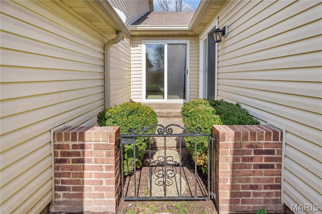 Autumn Lakes Condominiums - Residential