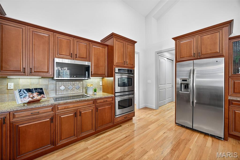 Crown Pointe Farms - Residential