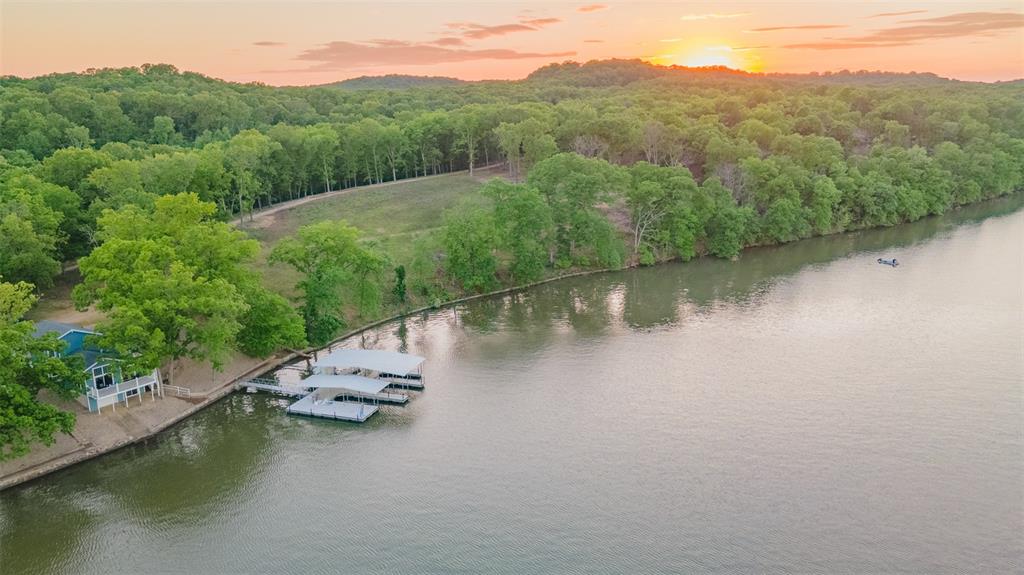 439 Beacon Point