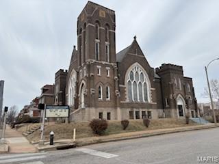 Evans Place Add - Commercial Lease