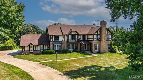 Tiny photo for 16726 Kehrsgrove Drive, Chesterfield, MO 63005 (MLS # 26035657)