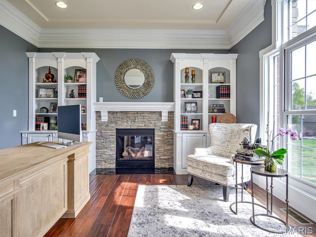Edwardsville, Illinois, 62025, United States, 4 Bedrooms Bedrooms, ,4 BathroomsBathrooms,Residential,Active,2030091