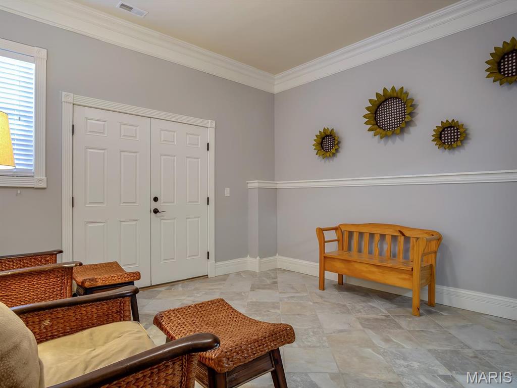 Edwardsville, Illinois, 62025, United States, 4 Bedrooms Bedrooms, ,4 BathroomsBathrooms,Residential,Active,2030091