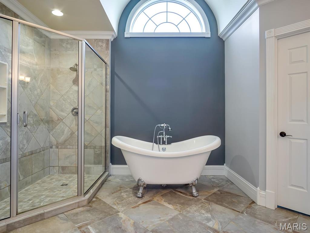 Edwardsville, Illinois, 62025, United States, 4 Bedrooms Bedrooms, ,4 BathroomsBathrooms,Residential,Active,2030091