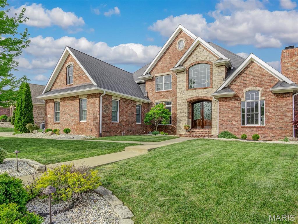 Edwardsville, Illinois, 62025, United States, 4 Bedrooms Bedrooms, ,4 BathroomsBathrooms,Residential,Active,2030091