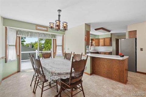 Tiny photo for 458 Fox Den Lane, Wentzville, MO 63385 (MLS # 26026508)