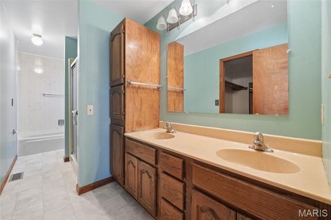 Tiny photo for 458 Fox Den Lane, Wentzville, MO 63385 (MLS # 26026508)