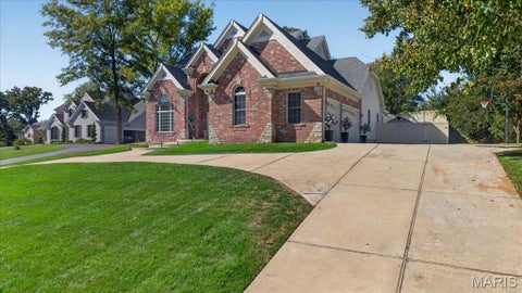 Tiny photo for 821 N Spoede Road, Creve Coeur, MO 63141 (MLS # 26060289)