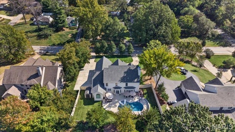 Tiny photo for 821 N Spoede Road, Creve Coeur, MO 63141 (MLS # 26060289)