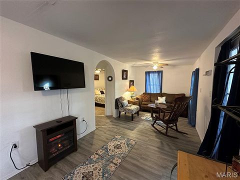 Tiny photo for 10063 S Oriole Drive, Bismarck, MO 63624 (MLS # 25069426)