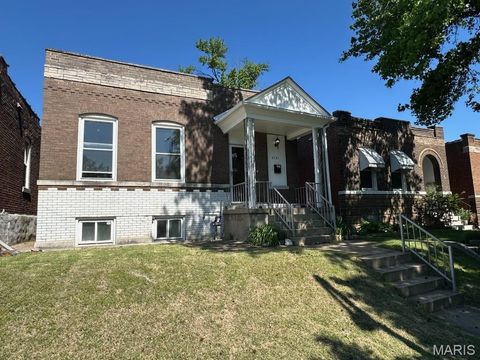 Photo of 4741 Idaho Avenue, St Louis, MO 63111 (MLS # 26027438)