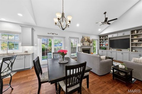 Tiny photo for 409 Peeke Avenue, Kirkwood, MO 63122 (MLS # 26028463)