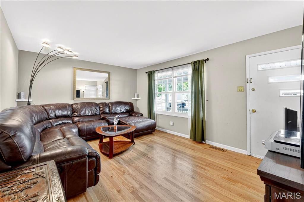 Photo of 1750 Queens Drive, Florissant, MO 63031 (MLS # 25072594)