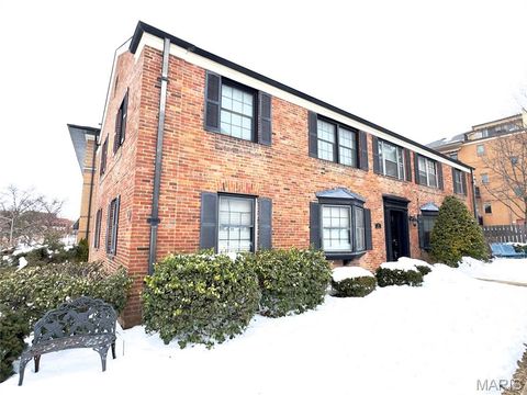 35 Topton Way 2W Clayton MO 63105