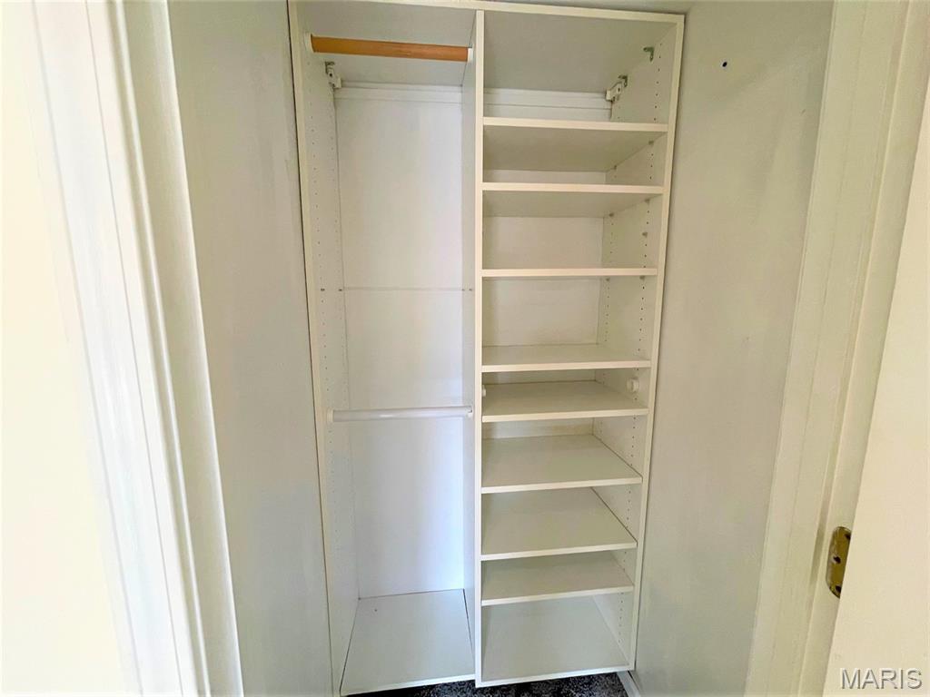 Brentwood Forest Condo Ph Six - Residential