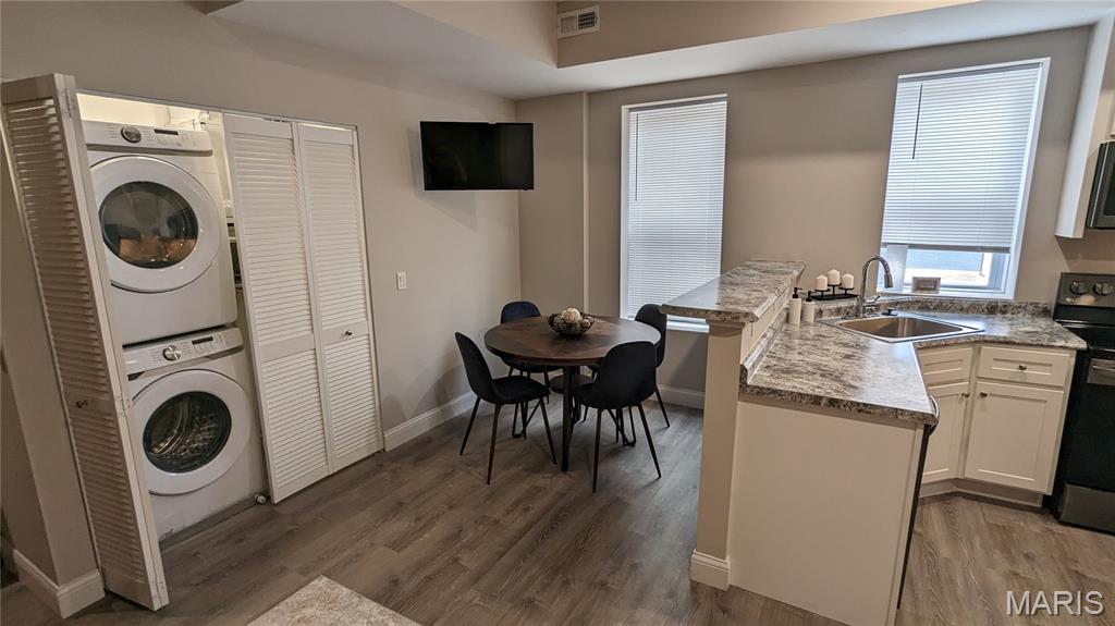 Russells Add 02 - Residential Income