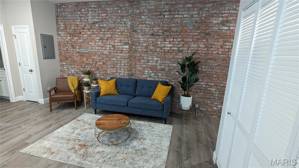 Russells Add 02 - Residential Income